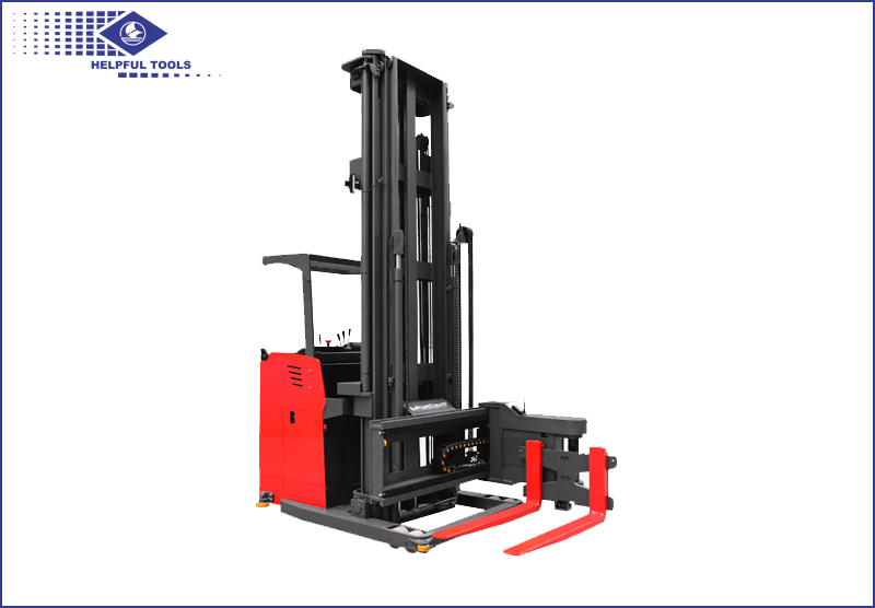 MC10SQ 3-Way Pallet Stacker Seated